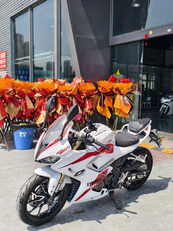 二手QJMOTOR赛250