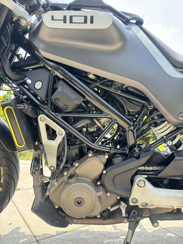 二手HUSQVARNA黑箭 401