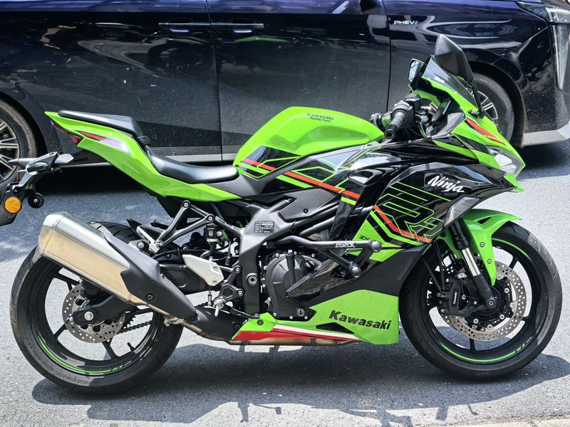 二手川崎ZX-4R