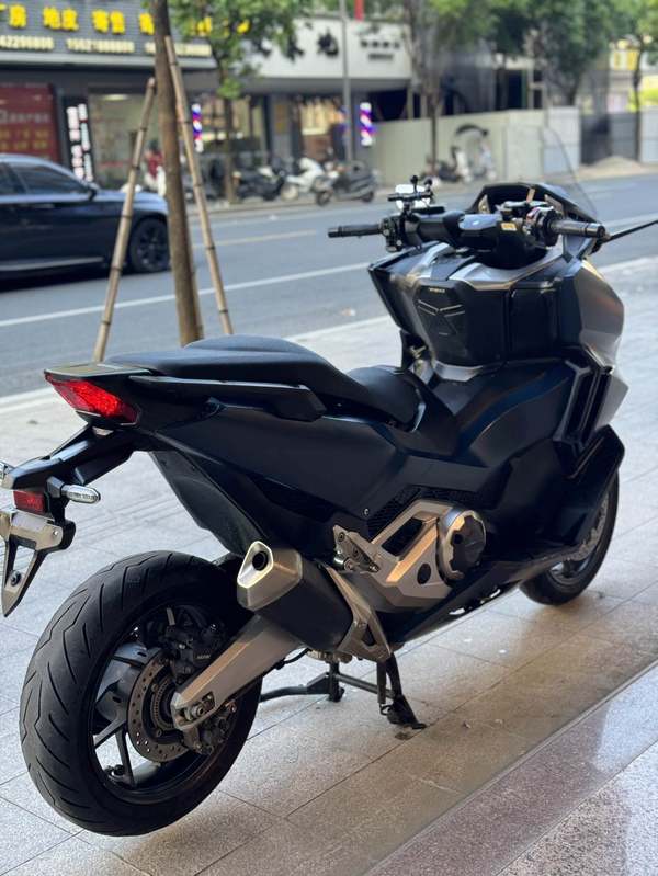 二手本田NSS750