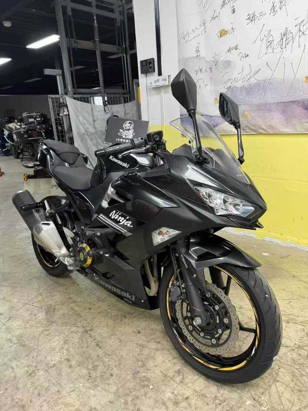 二手川崎Ninja 400