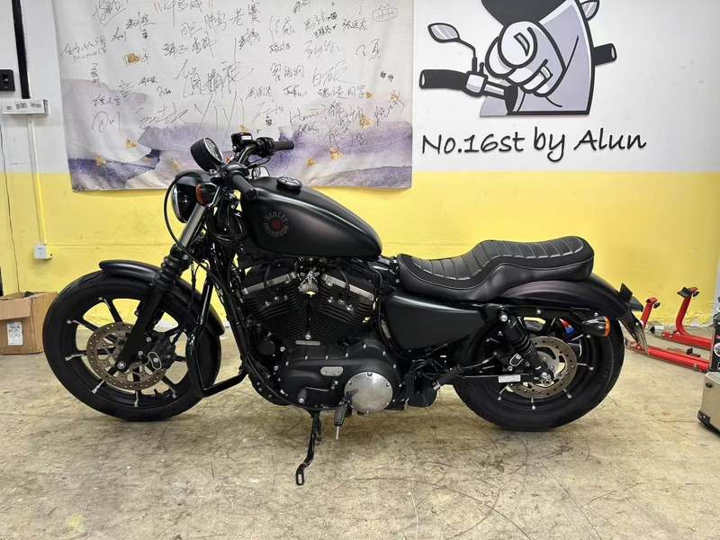 二手哈雷戴维森Iron883 硬汉