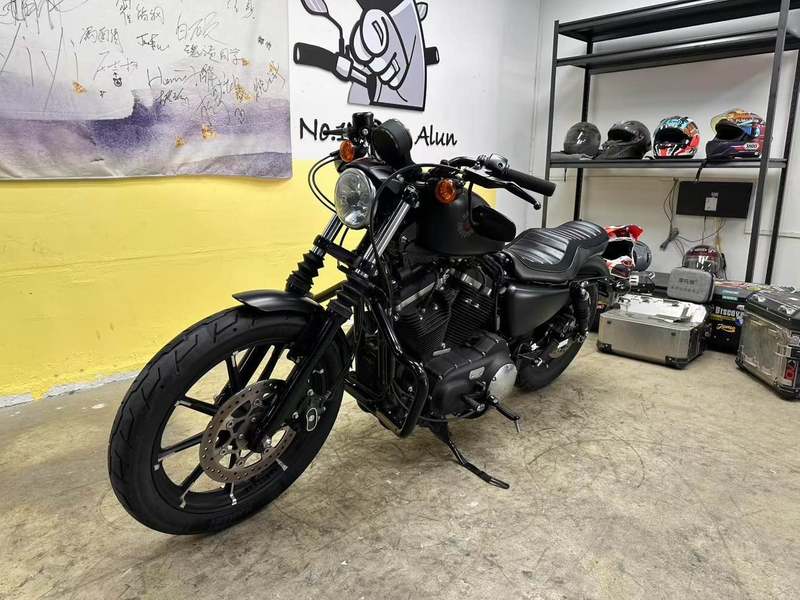 二手哈雷戴维森Iron883 硬汉