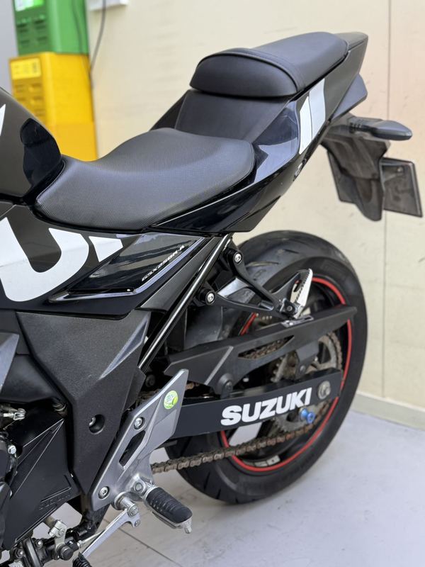 二手豪爵铃木GSX250R