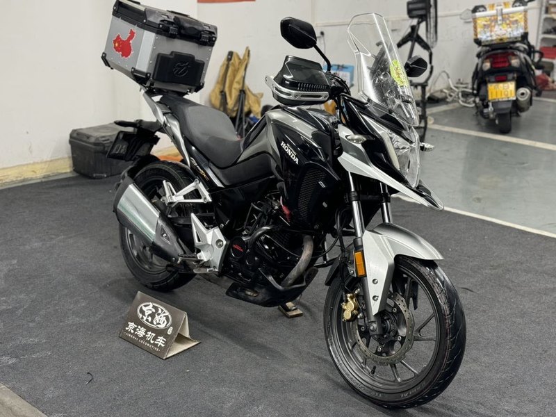 二手五羊本田猛鸷 CB190X