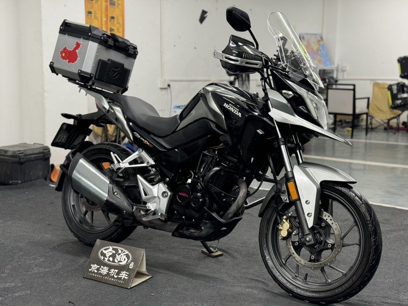 二手五羊本田猛鸷 CB190X