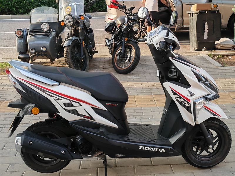 二手新大洲本田裂行 RX125Fi