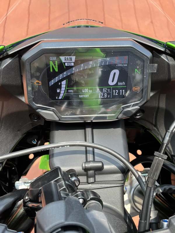二手川崎Ninja ZX-6R 