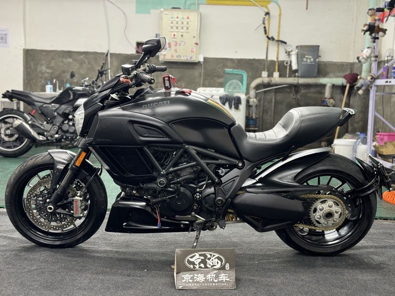 二手杜卡迪Diavel 