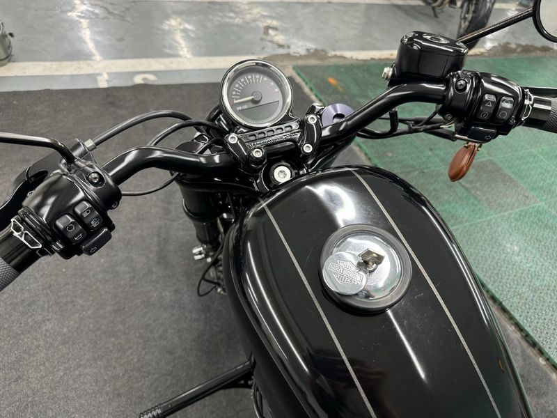 二手哈雷戴维森ROADSTER 路锋 
