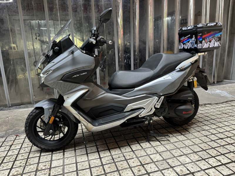 二手大阳V锐 ADV350