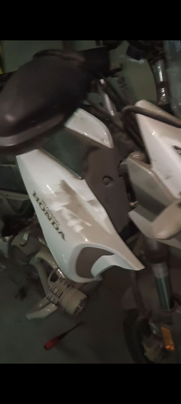 二手五羊本田猛鸷 CB190X