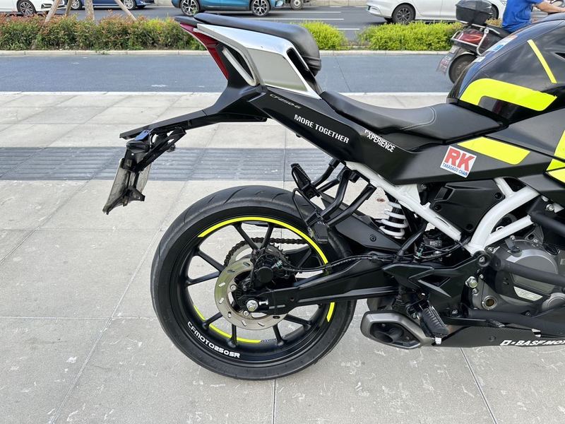 二手春风250SR