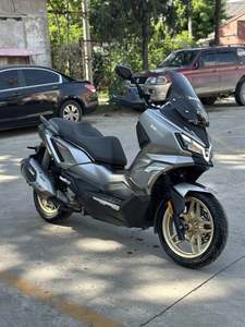 二手三阳哈士奇 Husky ADV300