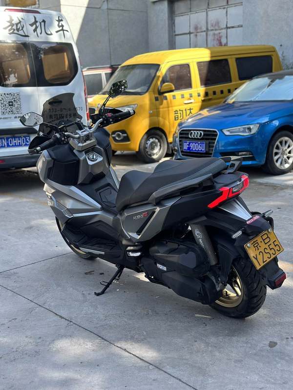 二手三阳哈士奇 Husky ADV300