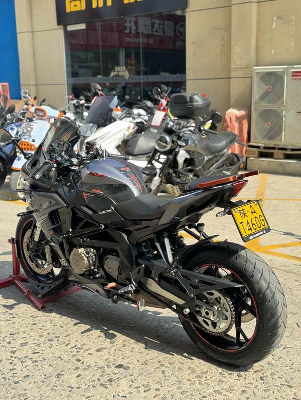 二手QJMOTOR赛600