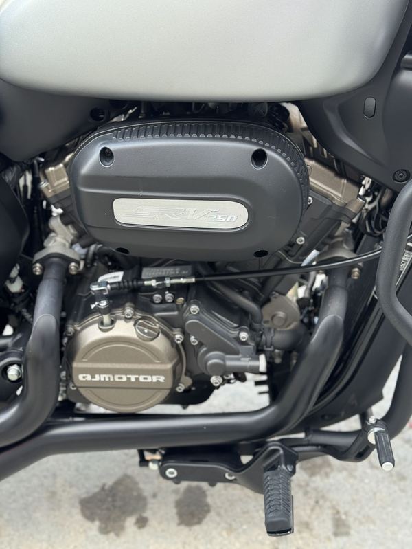 二手QJMOTOR闪250