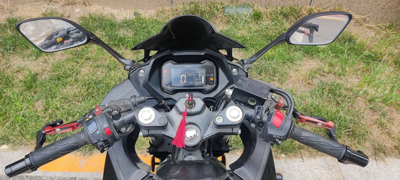 二手豪爵铃木GSX250R