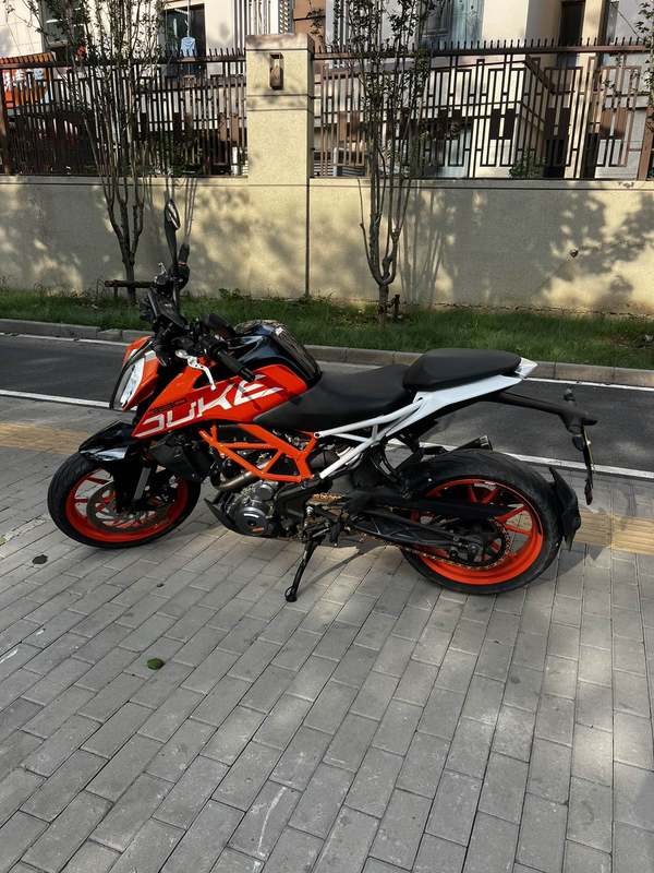 二手KTMR2R390 Duke