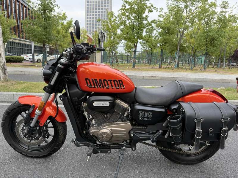 二手QJMOTOR闪300