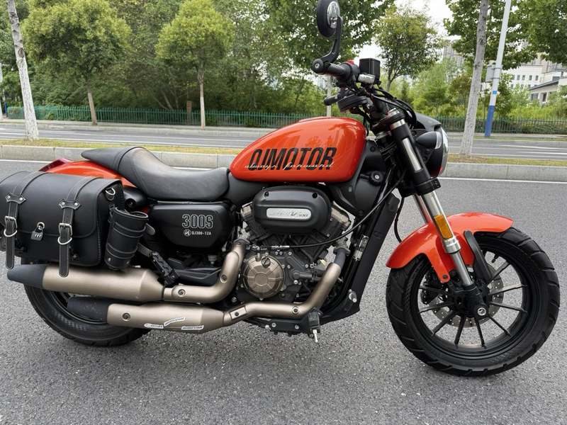 二手QJMOTOR闪300