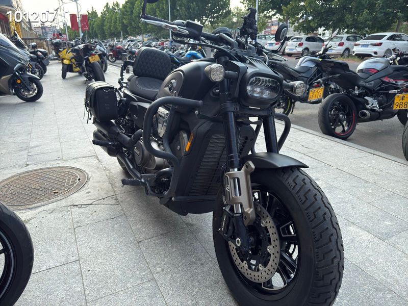 二手QJMOTOR闪600