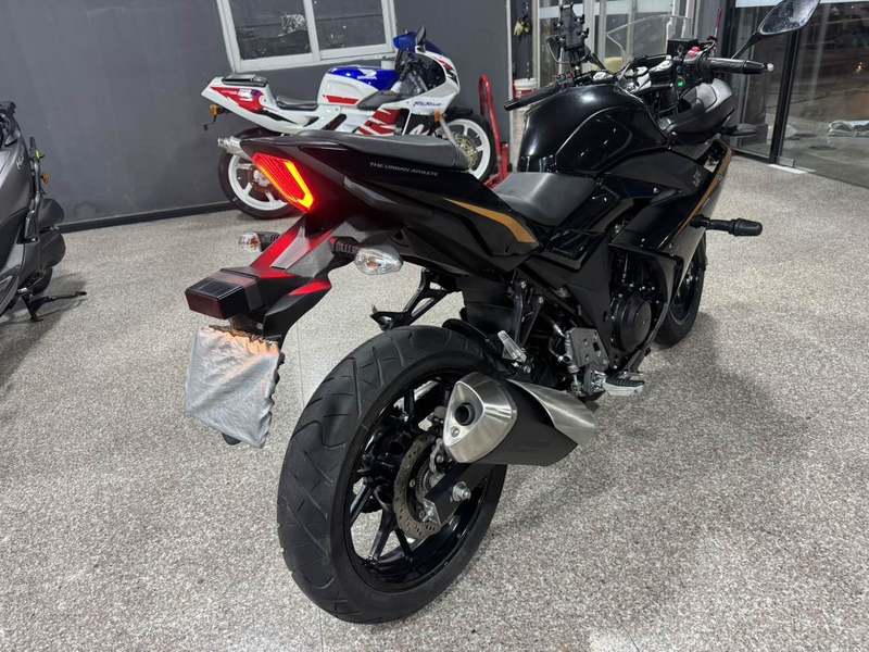 二手豪爵铃木GSX250R