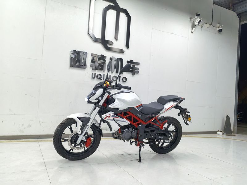 二手贝纳利红宝龙 TNT150i