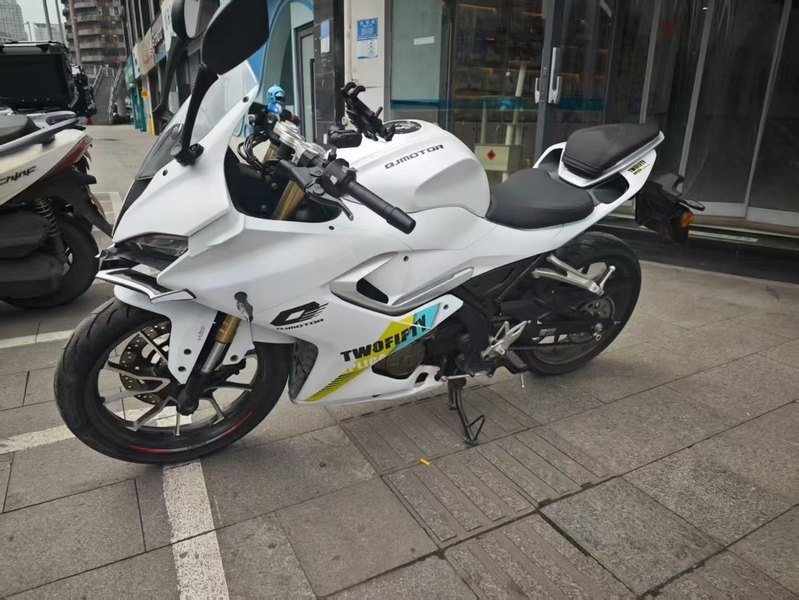 二手QJMOTOR赛250