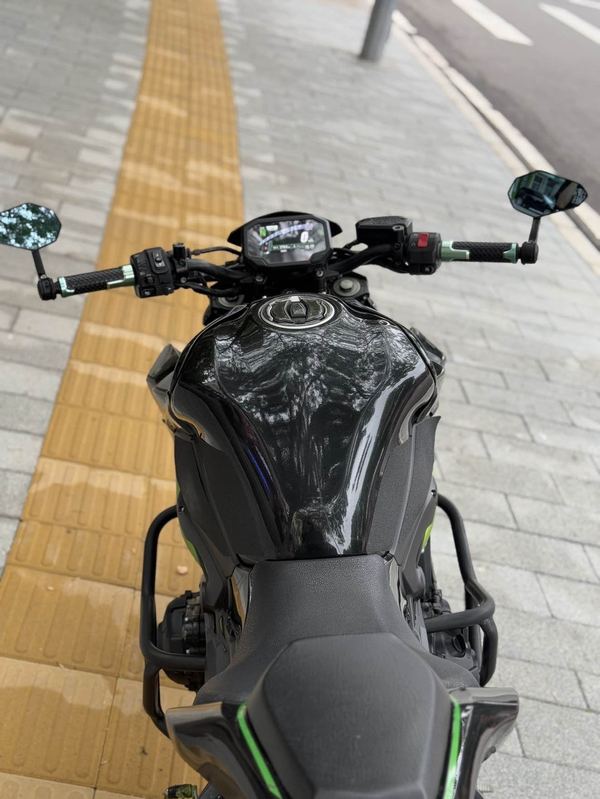二手川崎Z900
