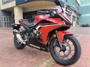 二手本田CBR400R