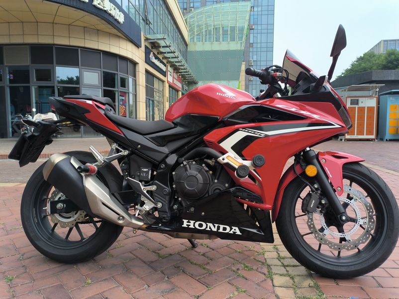 二手本田CBR400R