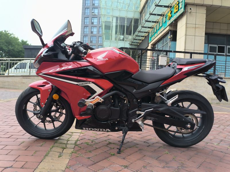 二手本田CBR400R