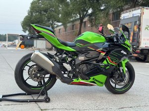 二手川崎ZX-4R