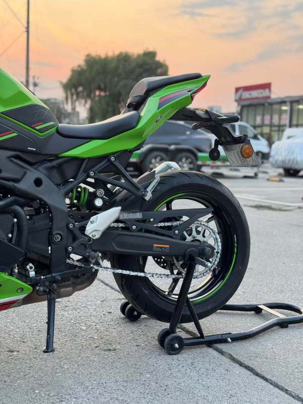 二手川崎ZX-4R