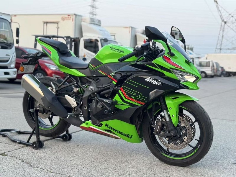 二手川崎ZX-4R