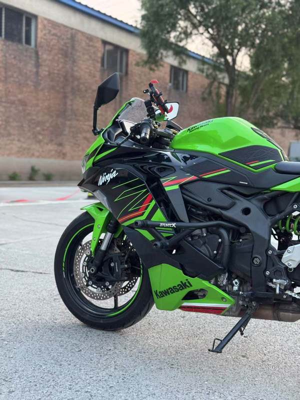 二手川崎ZX-4R