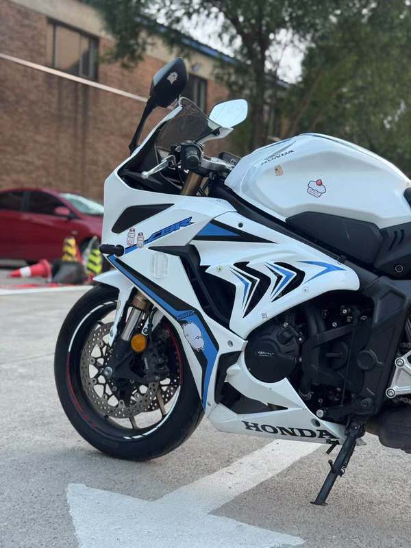 二手本田CBR650R