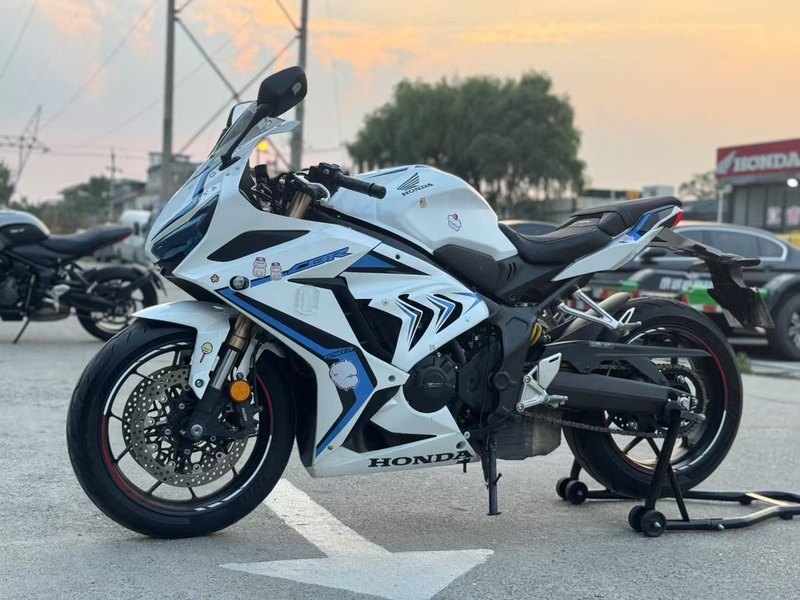 二手本田CBR650R