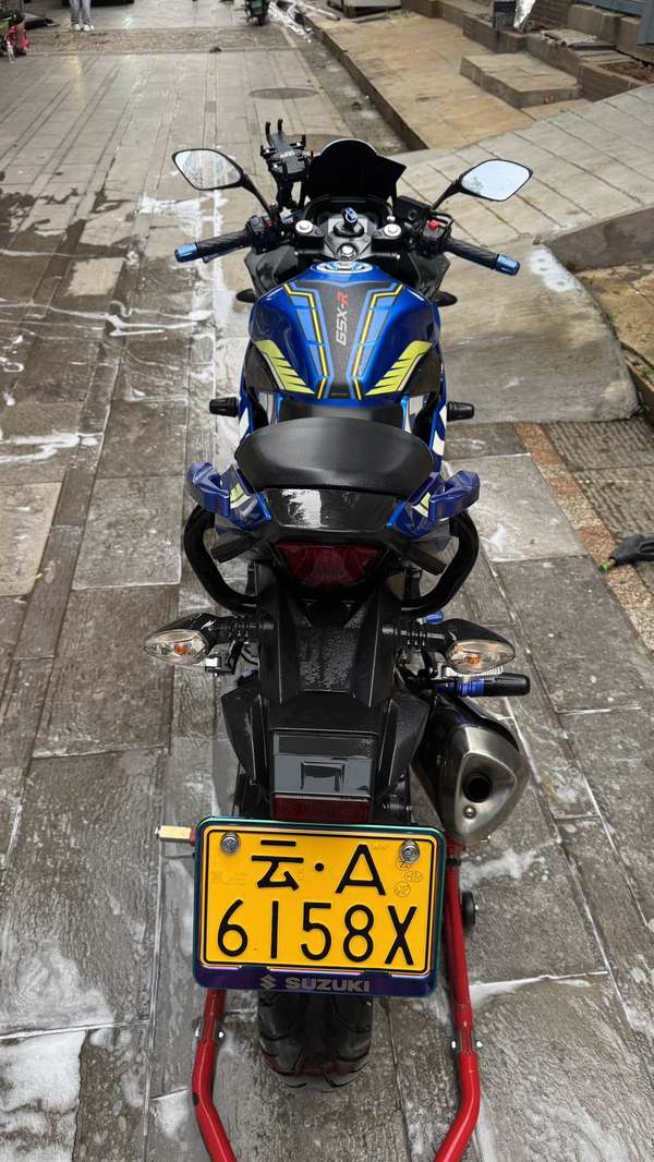 二手豪爵铃木GSX250R