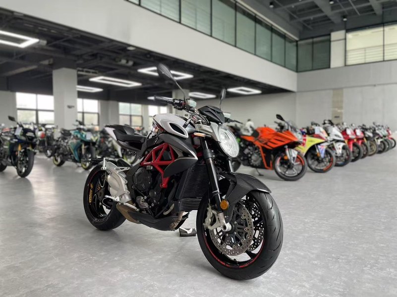 二手奥古斯塔Brutale 800