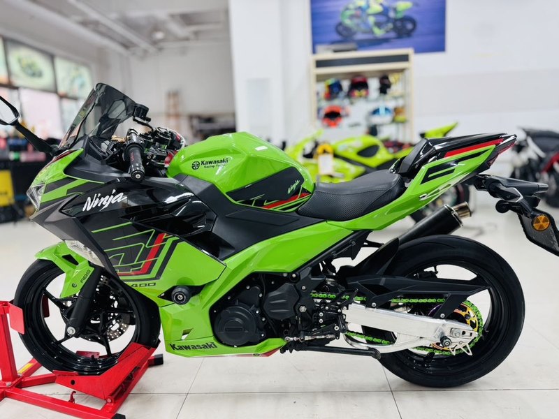 二手川崎Ninja 400