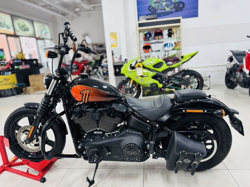 二手哈雷戴维森街霸 Street Bob