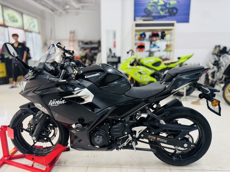 二手川崎Ninja 400