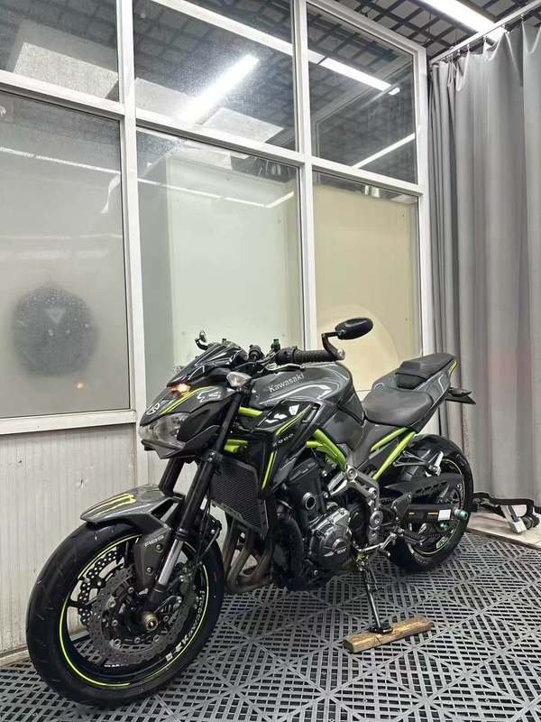 二手川崎Z900