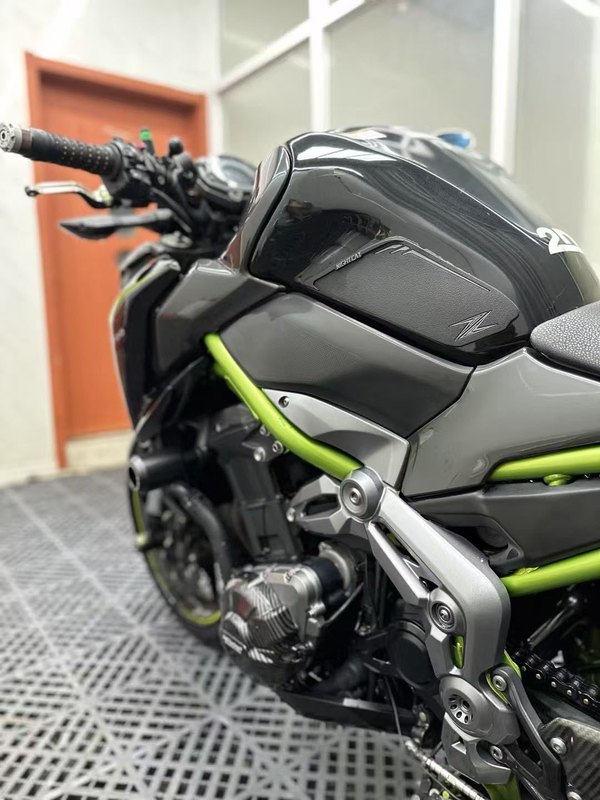 二手川崎Z900