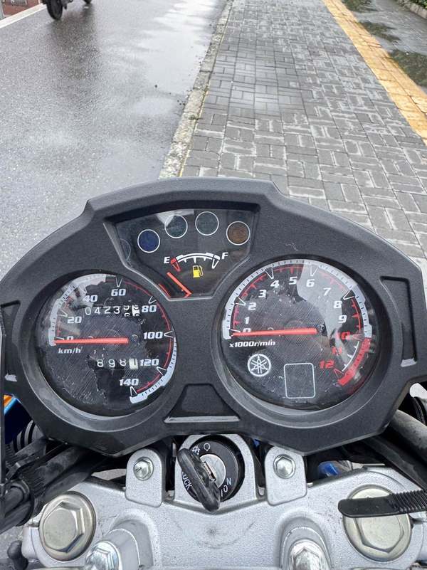 二手建设雅马哈天剑动力版 YBR150Z