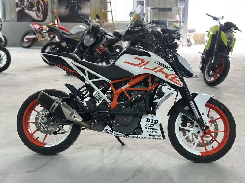 二手KTMR2R390 Duke