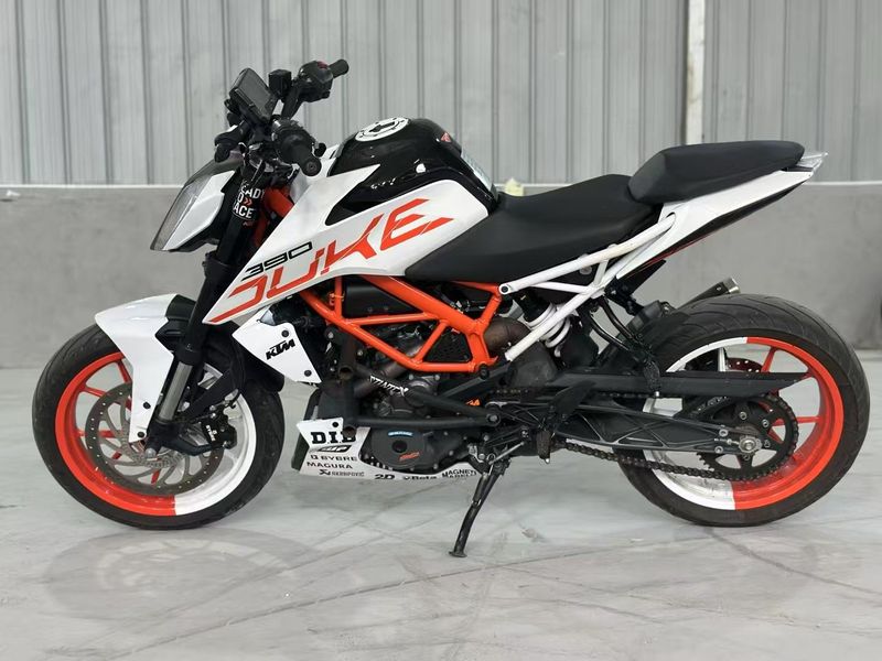 二手KTMR2R390 Duke