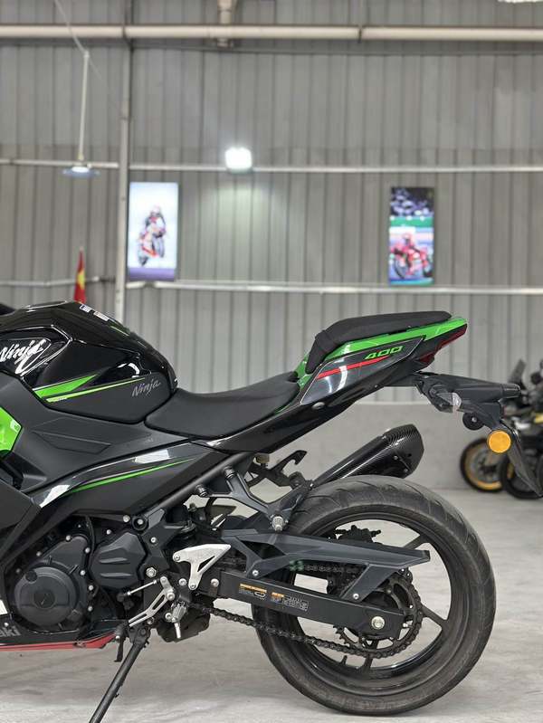 二手川崎Ninja 400